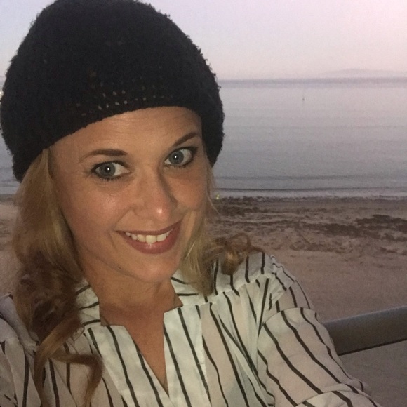 Meet your Posher, Lisa - Picture 1 of 1